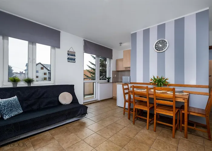 - Gdanska * Krynica Morska